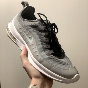 Nike AirMax Axis Cool Grey